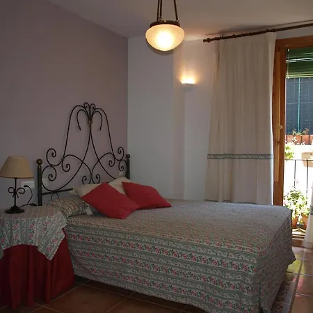 La Real Apartahotel *